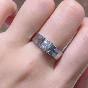 18K White Gold Lab-Grown Diamond Round Men's Ring — 0.34 ct
