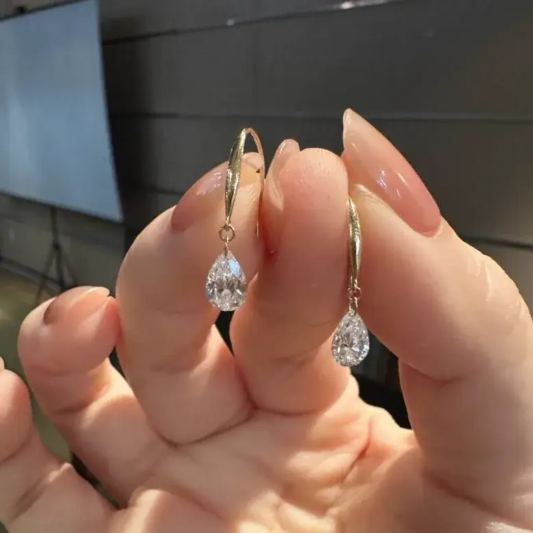 18K Gold Lab-Grown Diamond Earrings — 1.07 ct — view 6